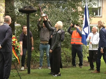 air 20230502 bevrijdingsvlam beekbergen samen1