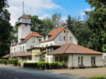air_20241004_hotel-vrijenberg-loenen_wikimedia