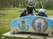air_20250421_hangjongeren-jongeren_politie.