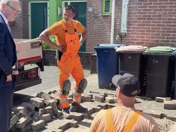 air_20250519_burgemeester-bezoekt-buitendienst_02_gemeente-apeldoorn